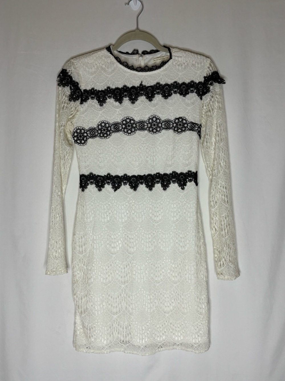 Mustard Seed Cream Lace Long-Sleeve Dress with Black Lace Bands